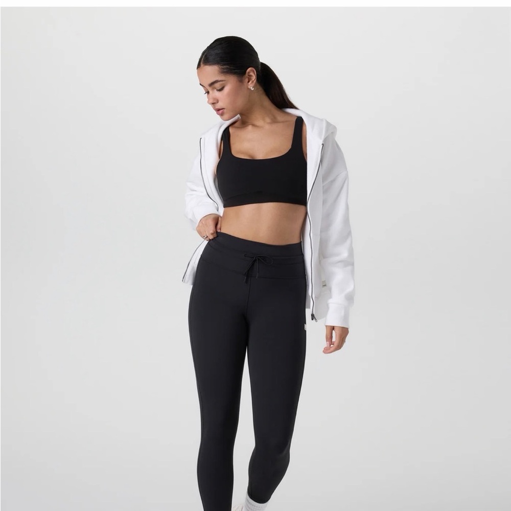 Vuori Women's Classic Black Leggings